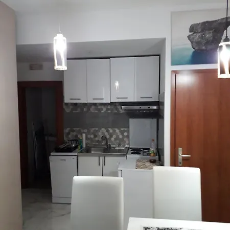 With Parking Space - 23692 Appartamento