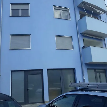 Apartmán With Parking Space - 23692 Zadar